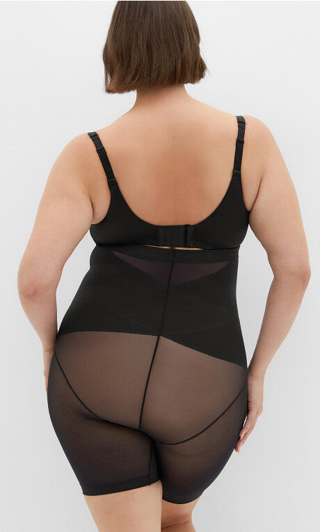 Power Mesh Short - EL Latte